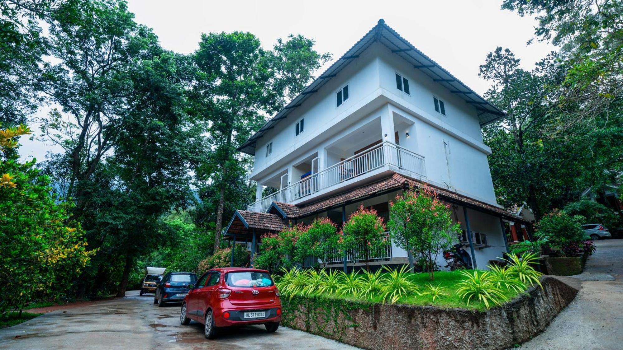 Vythiri Holiday Resort, Wayanad Екстер'єр фото